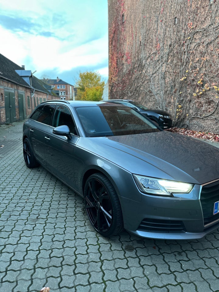Audi A4 2,0 TDi 150 Avant S-tr. 5d