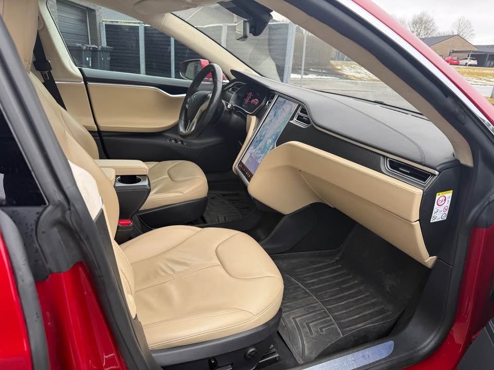 Tesla Model S 85D 5d