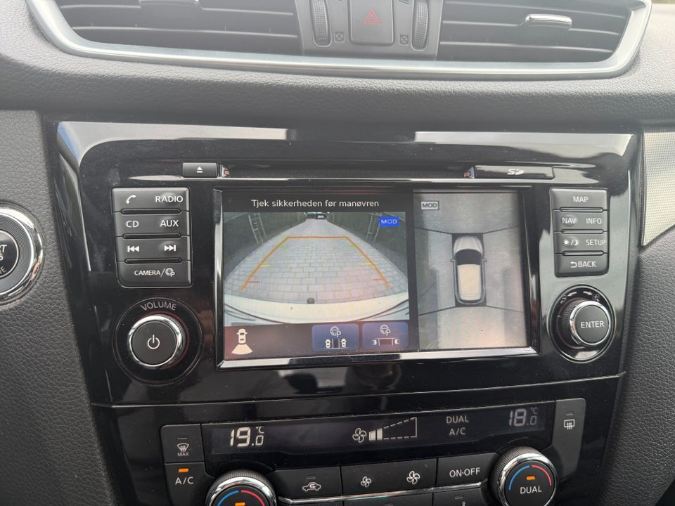 Nissan Qashqai 1,2 Dig-T 115 N-Connecta 5d