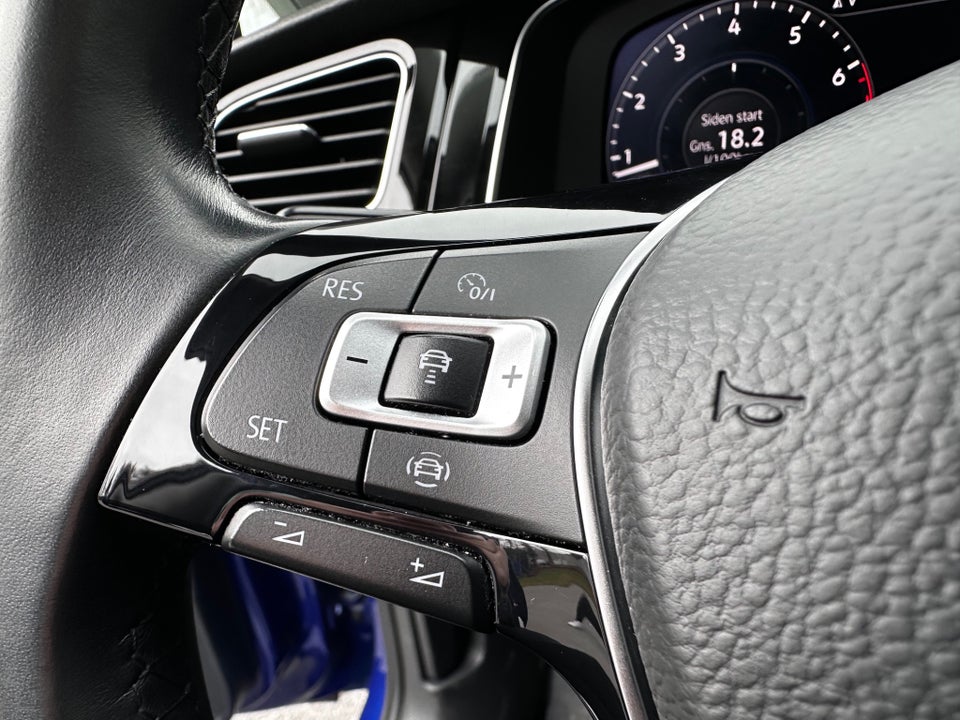 VW Golf VII 1,5 TSi 150 Highline DSG 5d