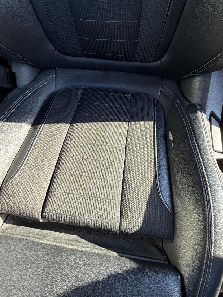 BMW 320d 2,0 Sport Line aut. 4d