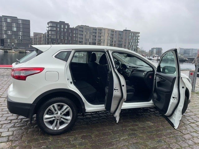 Nissan Qashqai 1,2 Dig-T 115 Visia 5d