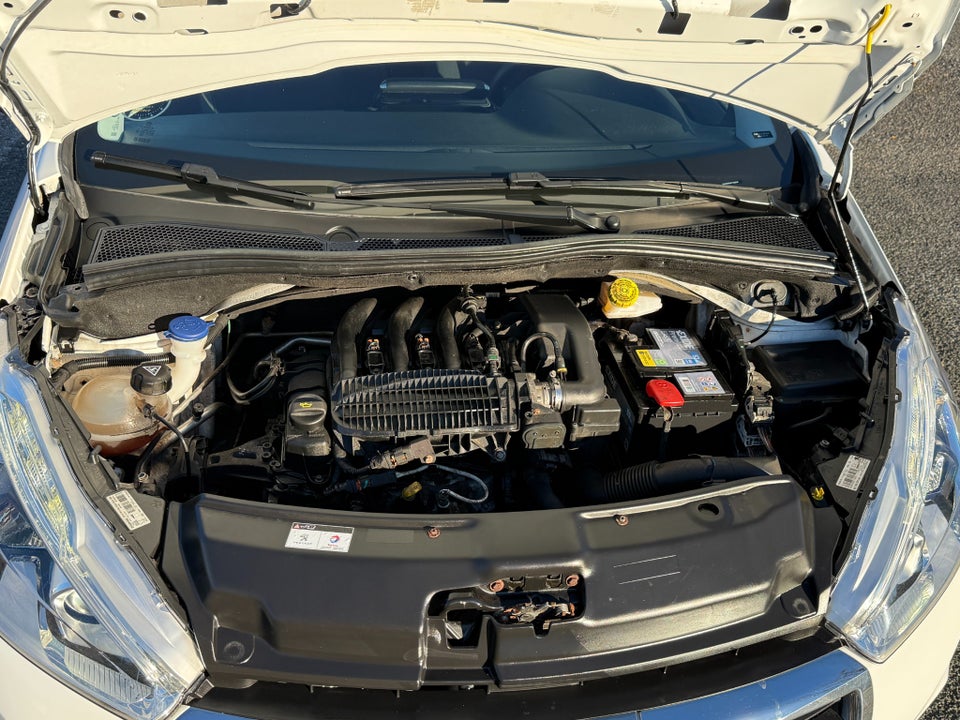 Peugeot 208 1,2 VTi 82 Active 5d