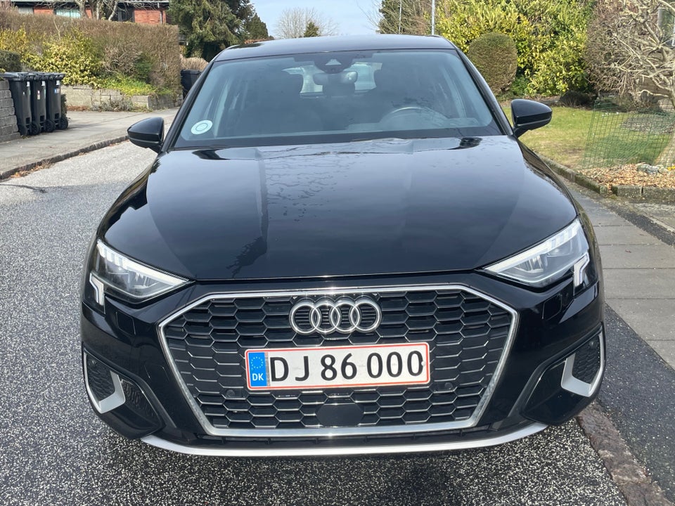 Audi A3 35 TFSi Prestige Sportback 5d