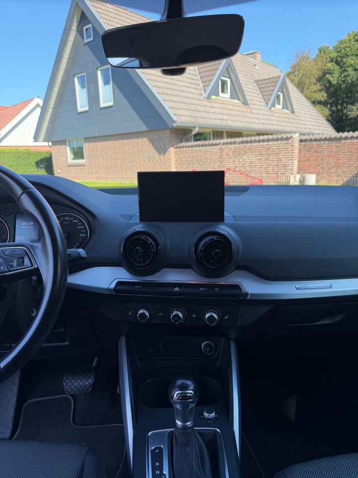 Audi Q2 1,6 TDi 116 Sport S-tr. 5d