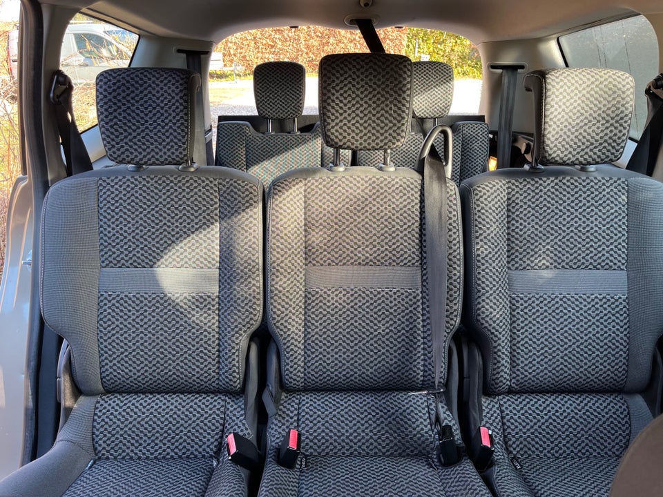 Renault Grand Scenic III 1,6 16V Expression 7prs 5d