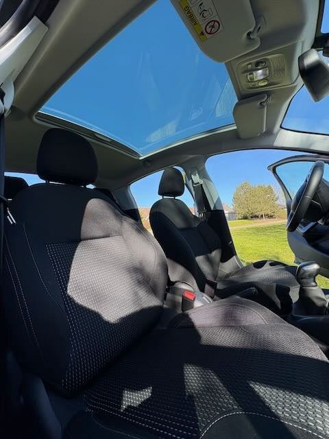 Peugeot 208 1,2 PureTech 82 Exclusive+ 5d