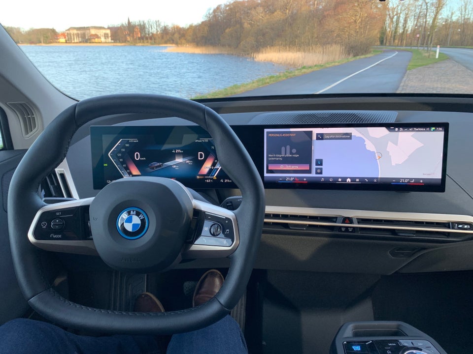 BMW iX xDrive40 5d