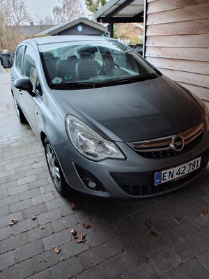 Opel Corsa 1,4 16V Cosmo 5d