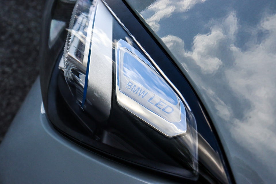 BMW 330e 2,0 Touring M-Sport aut. 5d