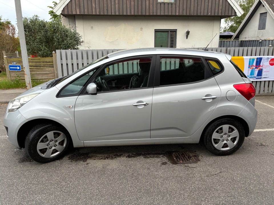 Kia Venga 1,4 CVVT 5d