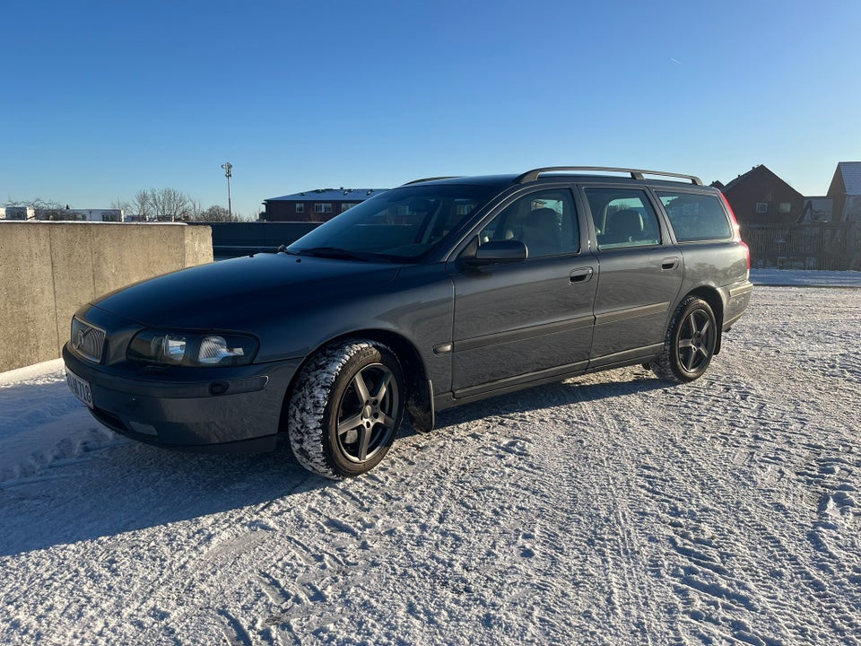 Volvo V70 2,5 T 5d