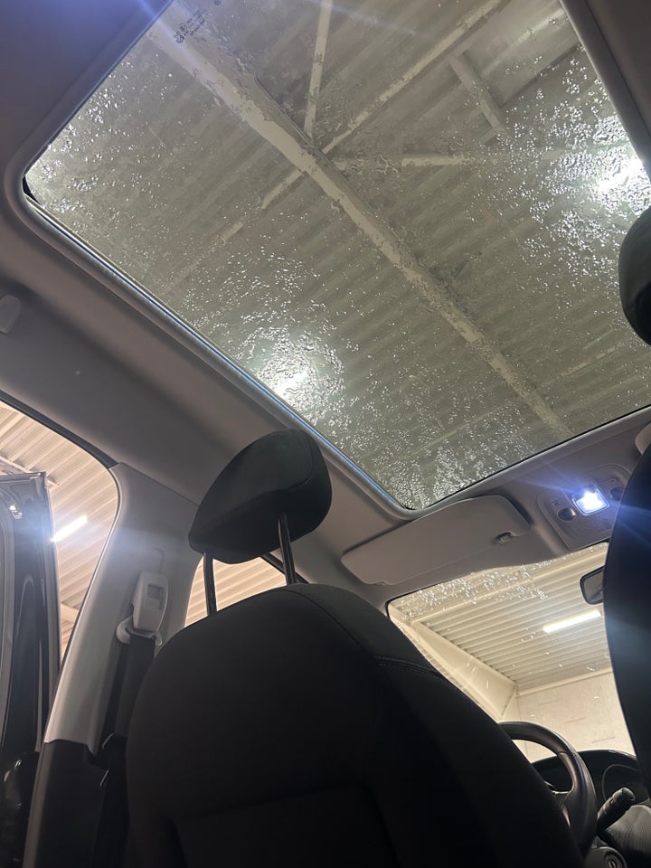 Peugeot 2008 1,2 VTi 82 Active Sky 5d