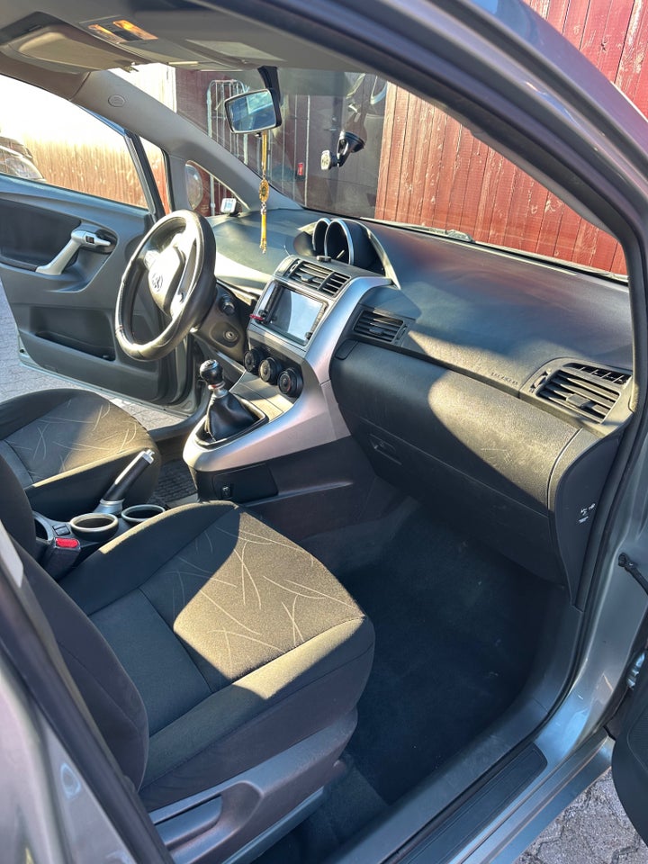 Toyota Verso 1,6 T1 7prs 5d