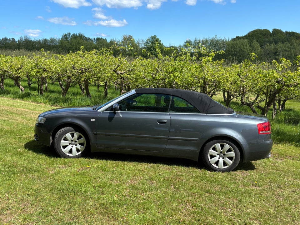 Audi A4 1,8 T 163 Cabriolet 2d