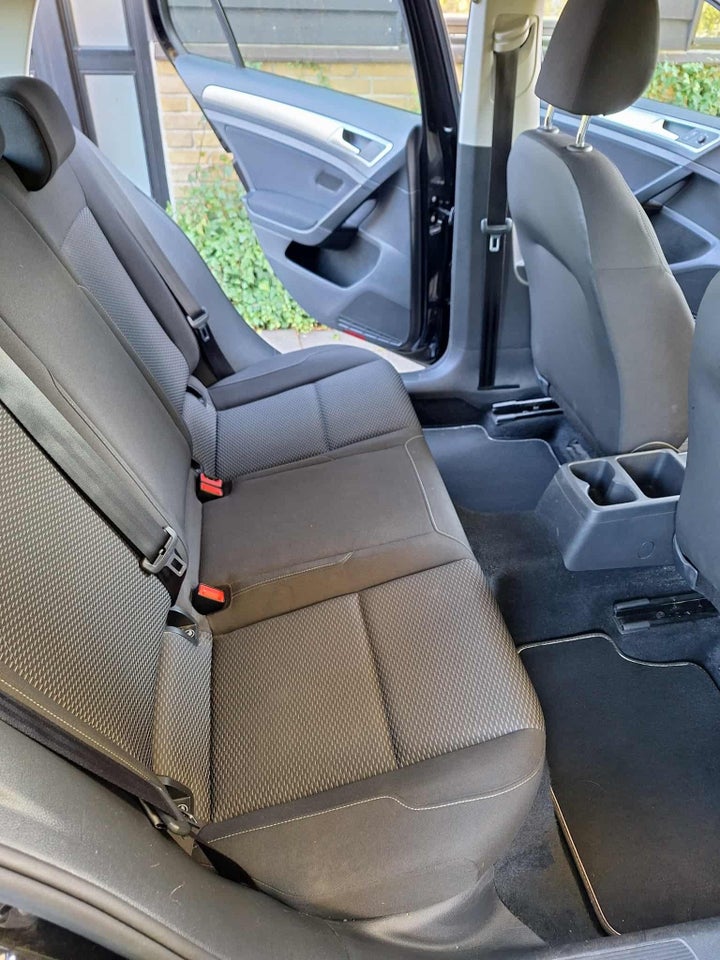 VW Golf VII 1,0 TSi 85 Trendline 5d