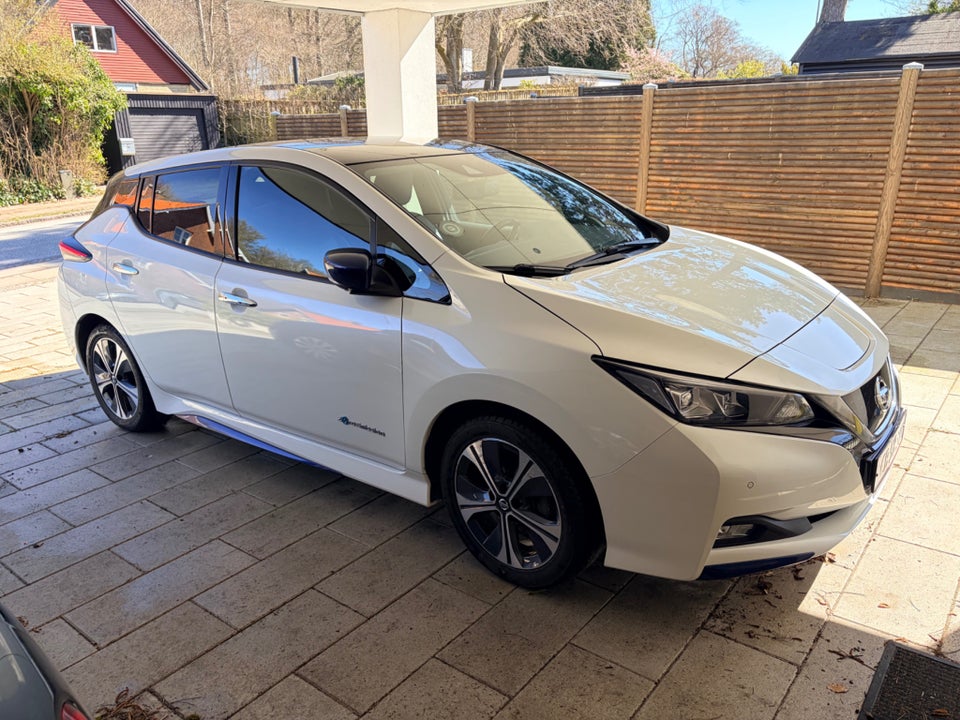 Nissan Leaf 40 Tekna 5d
