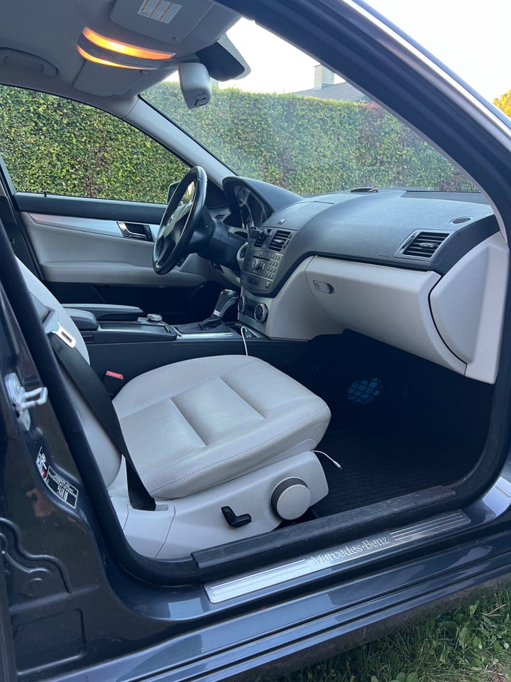 Mercedes C250 1,8 CGi Avantgarde stc. aut. BE 5d