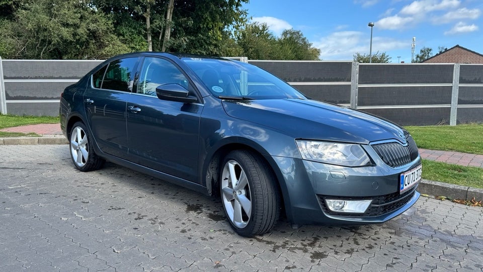 Skoda Octavia 1,2 TSi 110 Tour de France 5d