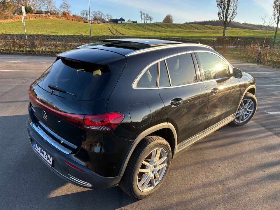Mercedes EQA250 Progressive 5d