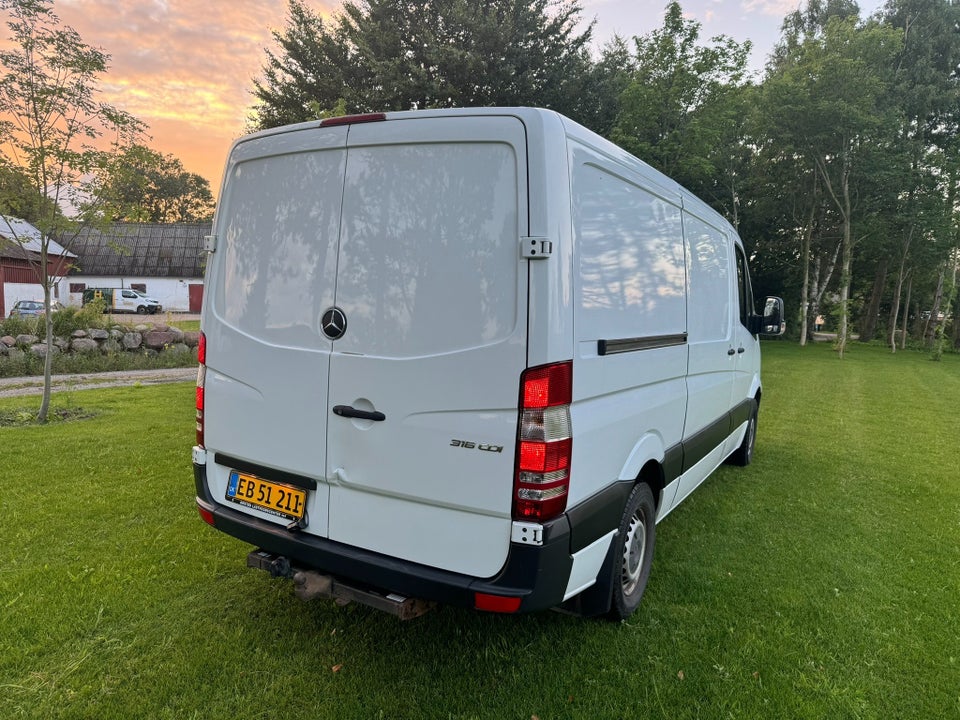 Mercedes Sprinter 316 2,2 CDi R2 Kassevogn aut. 5d