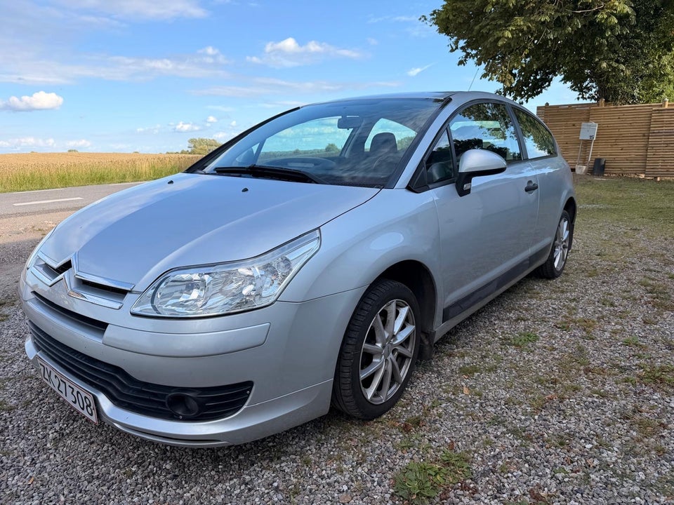 Citroën C4 1,6 Coupé 3d