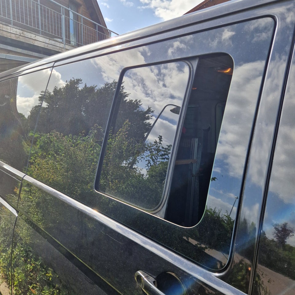 VW Caravelle 2,0 TDi 180 Comfortline DSG lang 5d