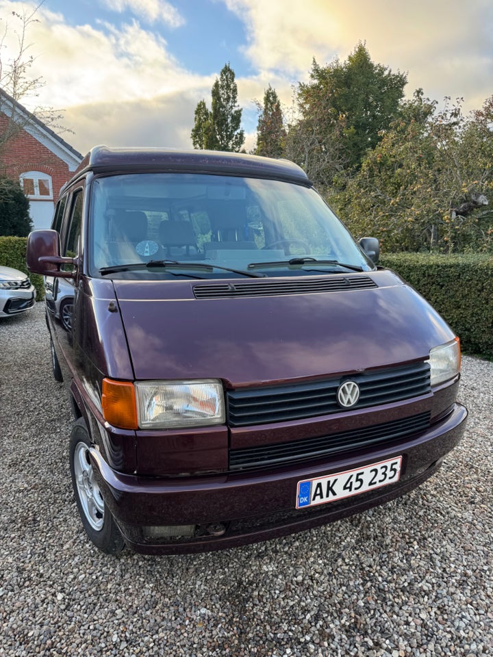 VW Caravelle 2,5  4d