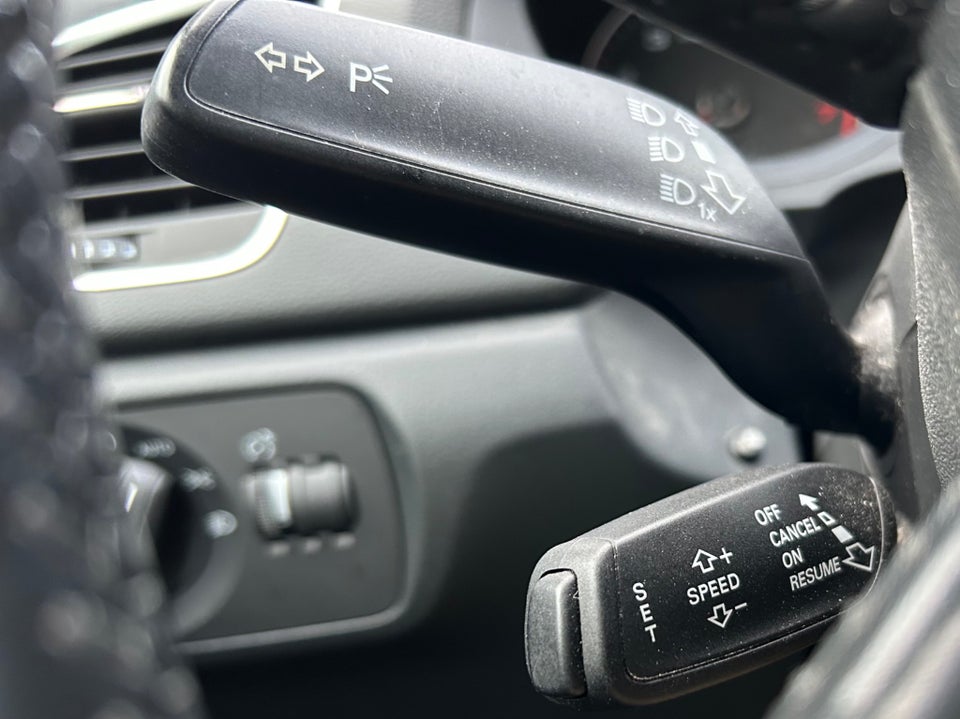 Audi Q3 1,4 TFSi 150 S-tr. 5d