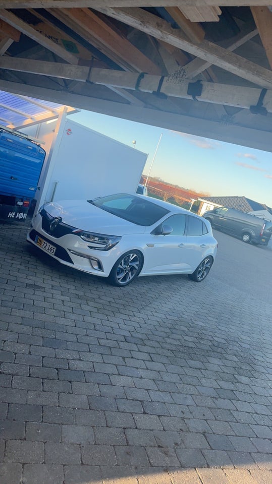 Renault Megane IV 1,6 TCe 205 GT EDC Van 5d