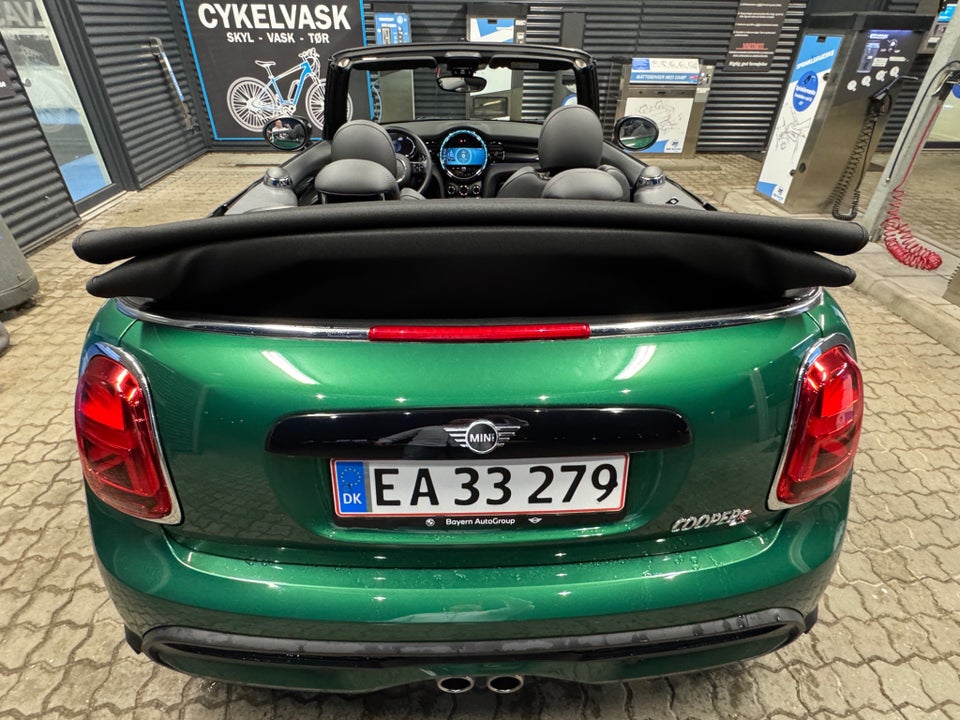 MINI Cooper S 2,0 Essential Cabriolet aut. 2d