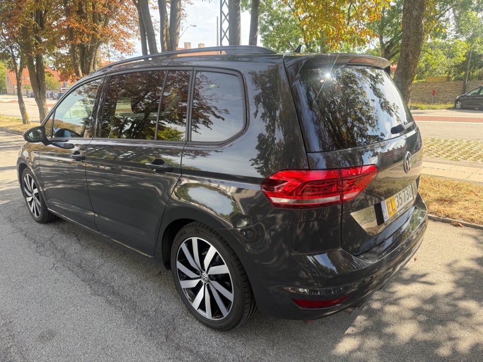 VW Touran 2,0 TDi 150 Highline DSG Van 5d