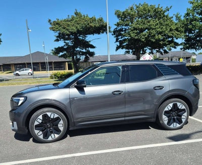 Ford Explorer 79 Premium Extended Range AWD 5d