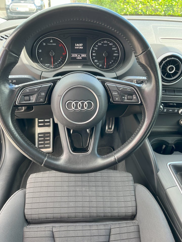 Audi A3 2,0 TDi 150 Sport Sportback 5d