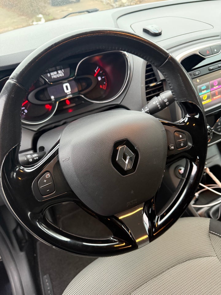 Renault Captur 1,5 dCi 90 Expression 5d