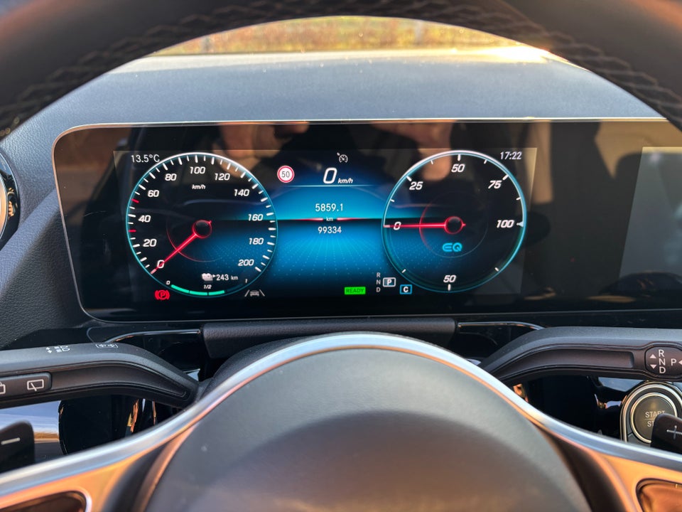 Mercedes EQA250 Progressive 5d