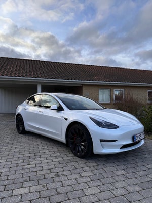 Tesla Model 3  Performance AWD El 4x4 4x4 aut. Automatgear modelår 2021 km 39000 Hvid ABS airbag ser