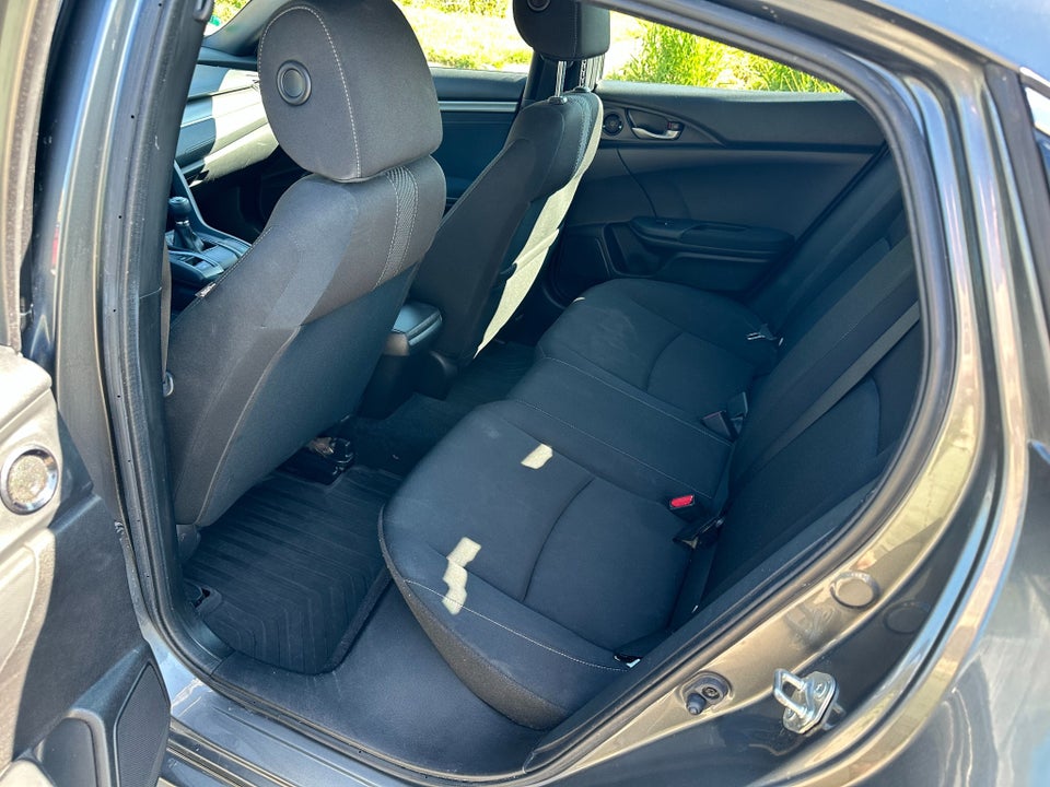 Honda Civic 1,0 VTEC Turbo Comfort 5d