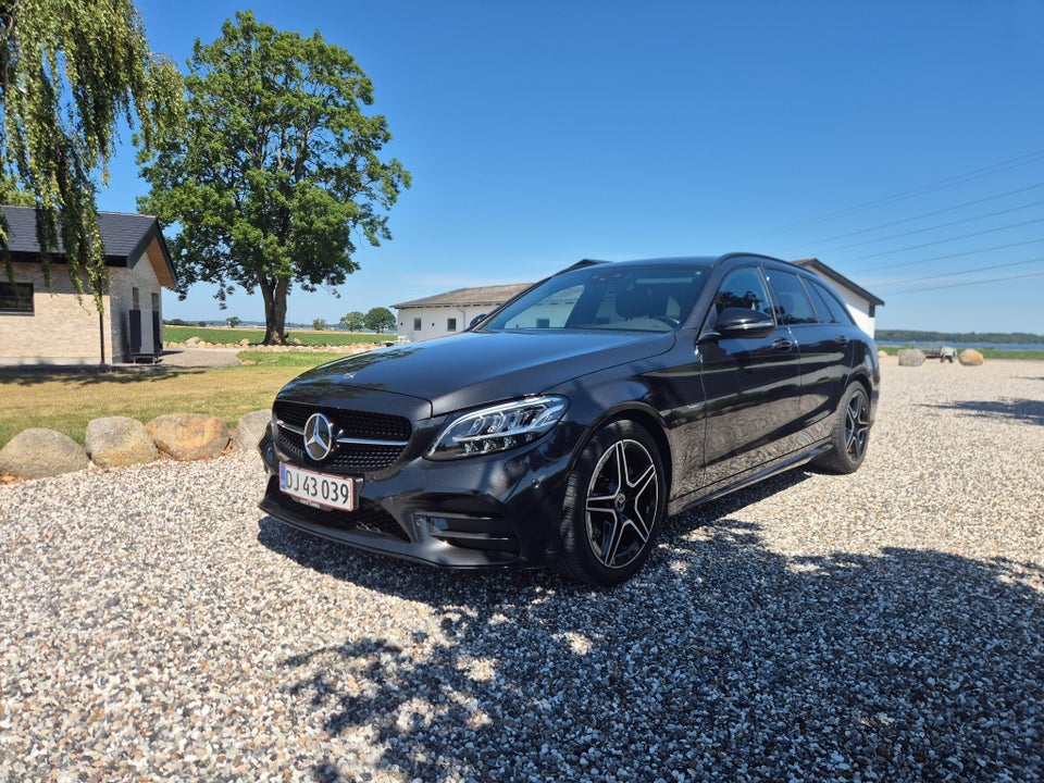 Mercedes C220 d 2,0 AMG Line Night Edition stc. aut. 5d