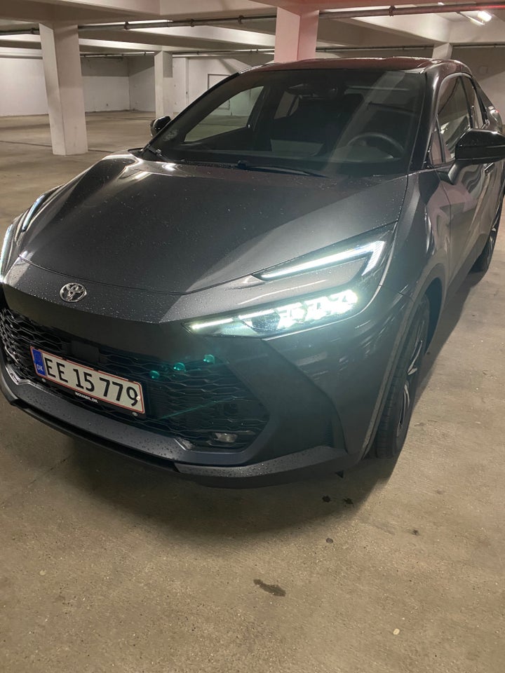 Toyota C-HR 2,0 Plug-in Hybrid Style 5d