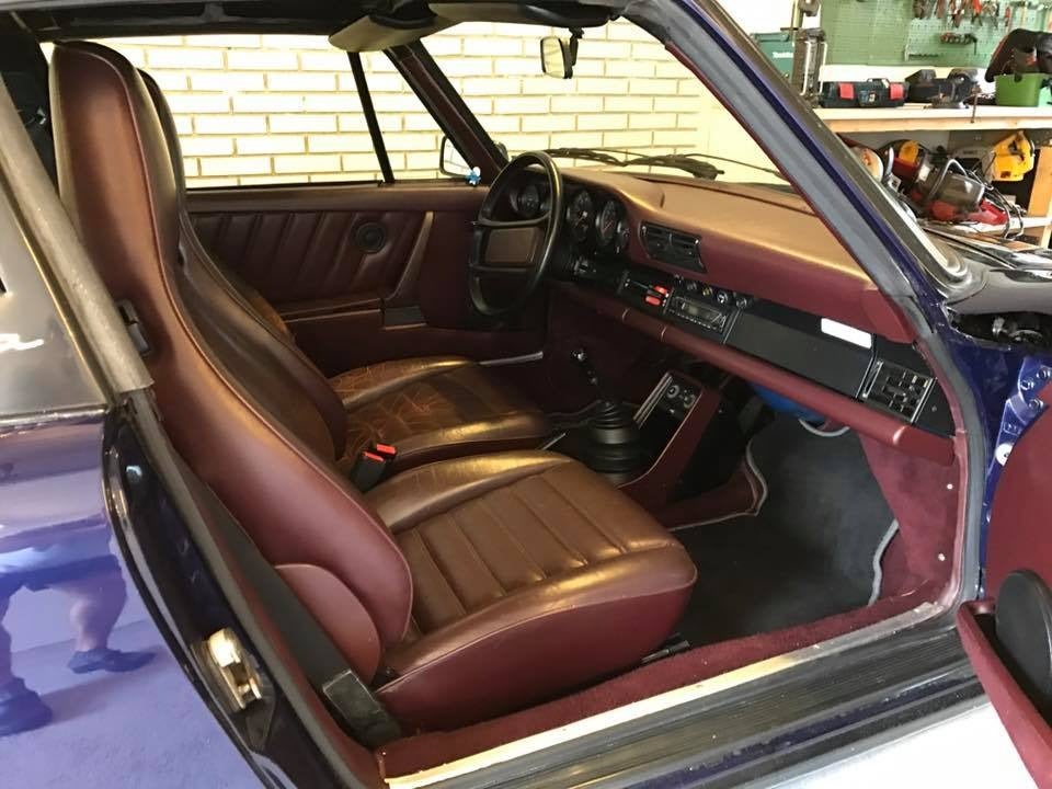 Porsche 911 2,4 Targa 2d