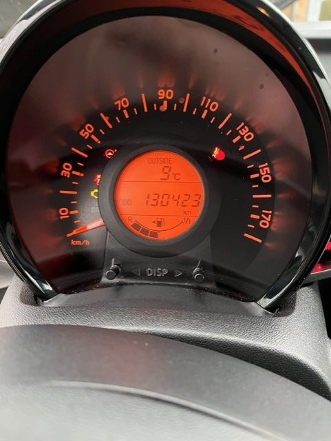 Toyota Aygo 1,0 VVT-i x-press 5d