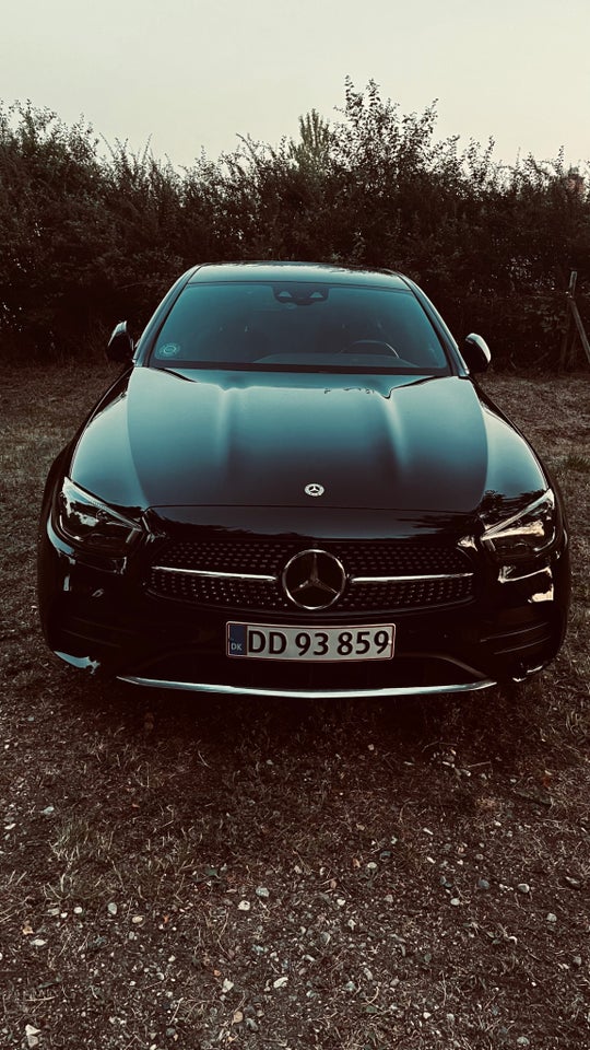 Mercedes E300 e 2,0 AMG Line aut. 4Matic 4d
