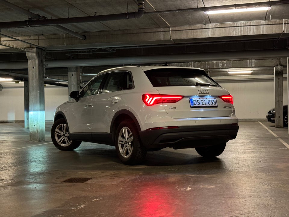 Audi Q3 45 TFSi e S-line S-tr. 5d