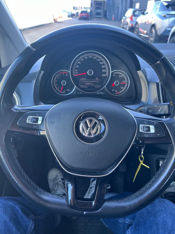 VW Up! 1,0 MPi 60 Move Up! BMT 5d