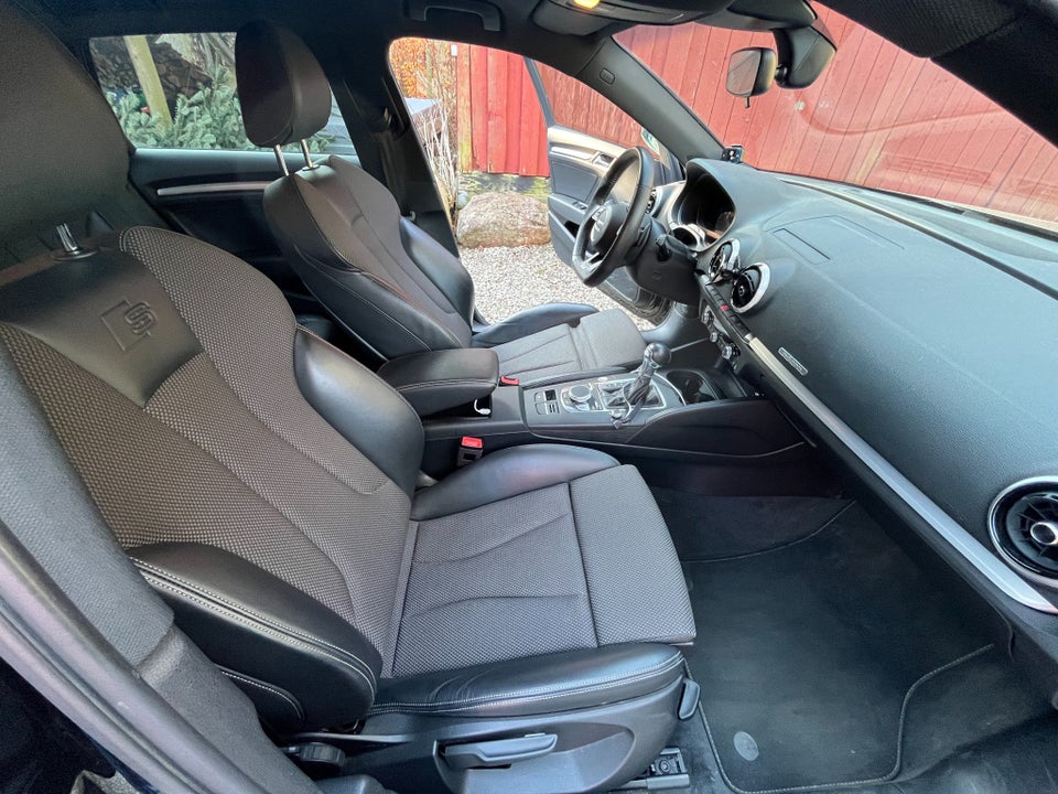 Audi A3 1,4 e-tron S-line Sportback S-tr. 5d