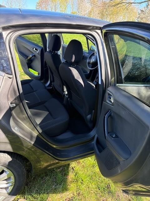 Peugeot 208 1,2 PureTech 82 Exclusive+ 5d