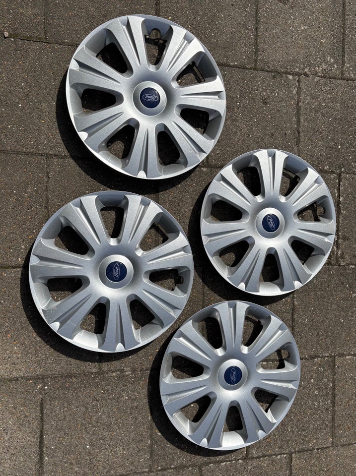 Ford Focus 1,0 EcoBoost Titanium stc. 5d