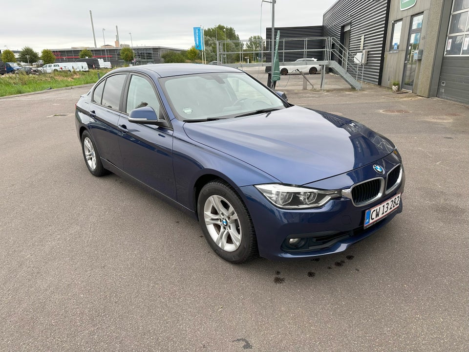 BMW 320i 2,0 aut. 4d