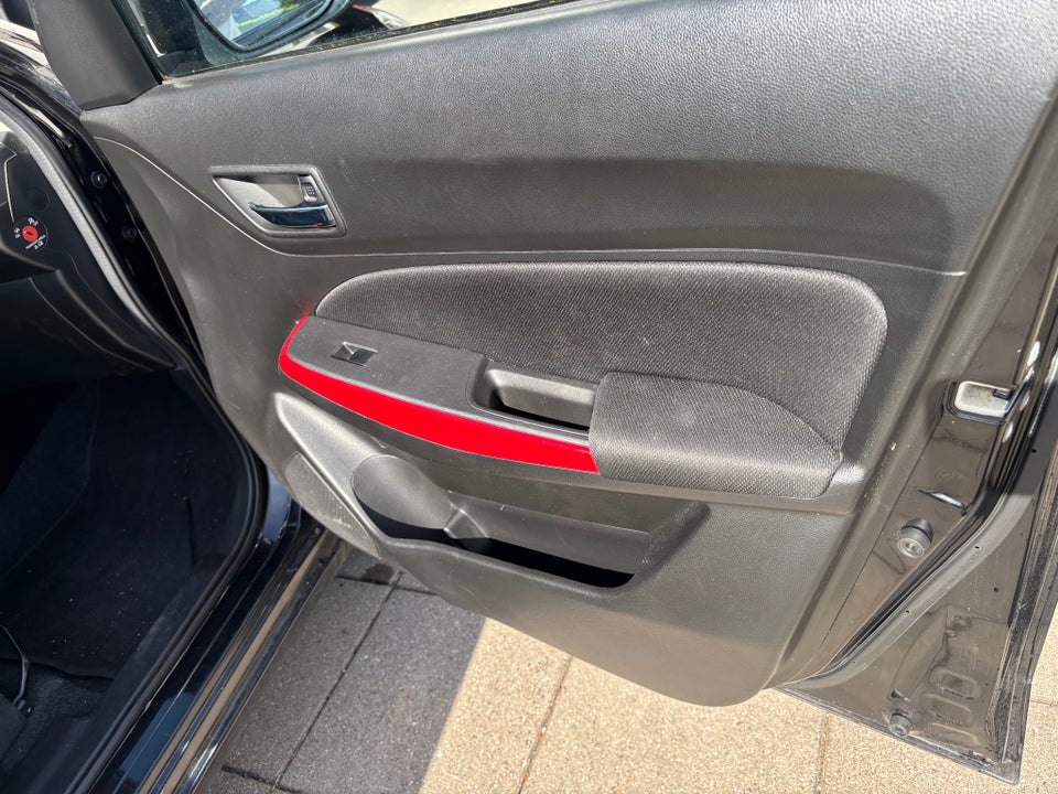 Suzuki Swift 1,2 Dualjet Action 5d